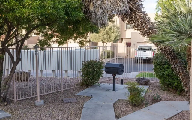 2524 Mesa