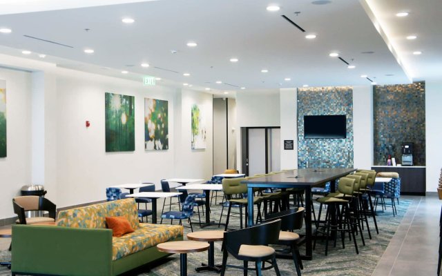 La Quinta Inn & Suites by Wyndham Chattanooga Downtown/South