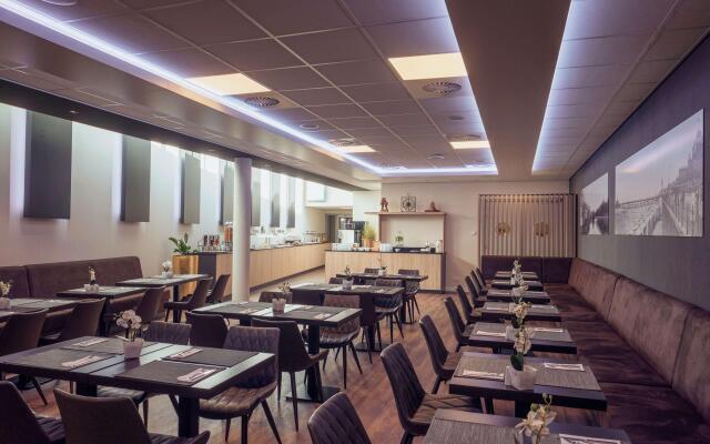 PLAZA Premium Den Haag City Center