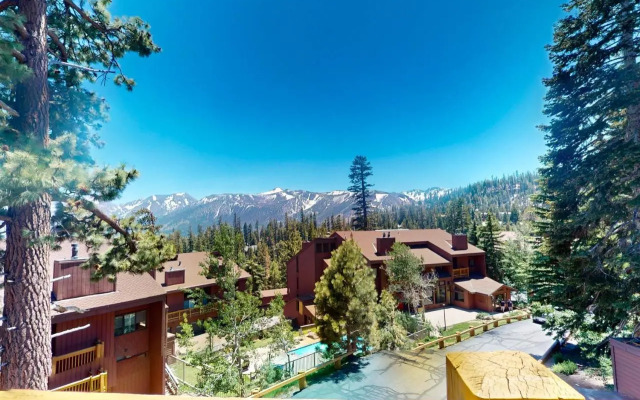 Mammoth Ski & Racquet Club #131