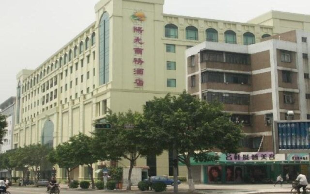 Zhongshan Sunshine Business Hotel