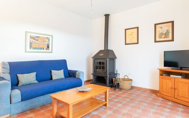 Soulful Apartment in Alcaucín With Swimming Pool