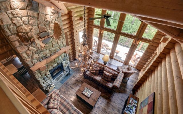 Chalet Cherokee