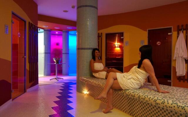 Wellness & Spa Apartments Lipno - Frymburk