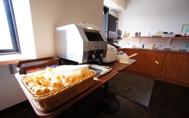 HOTEL LiVEMAX Himeji Shiyakusho Mae