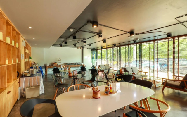 OYO 150 3Q Chiangmai Residence