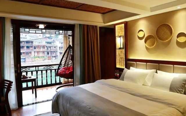 Fenghuang Waiting for You Luxe Living