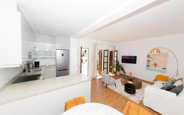 Awesome Apartment In GOLDEN MILE/2BED/Señorio Marb