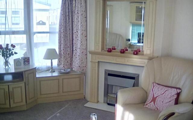 Sea Breeze caravan B3 Ty Gwyn Holiday park