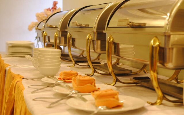 Midland Hotel