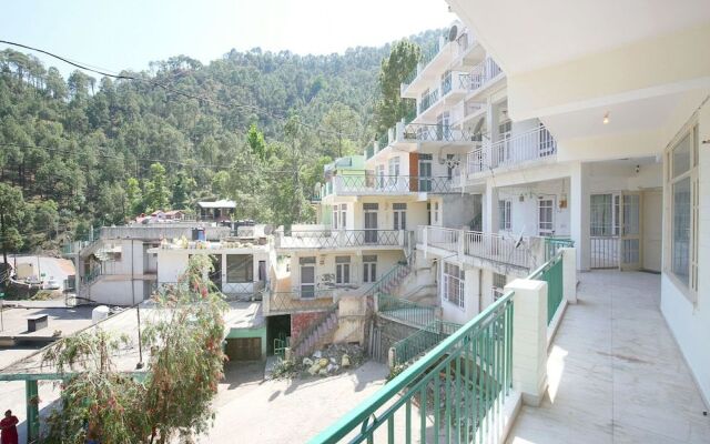 OYO 14084 Home Hill View Studio Barog