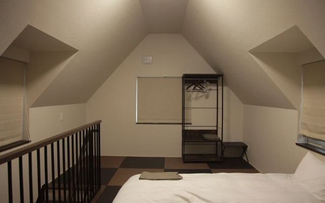 Chalet Burlap Furanui
