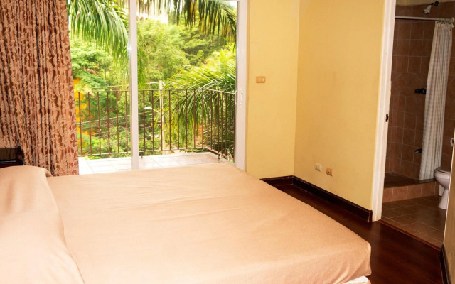 LC18 Cometa18 Center of Tamarindo 2bed 3bath