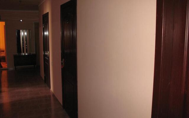 Guest House 15a