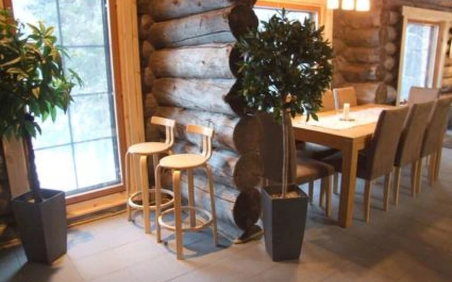 Holiday Home Muuttohaukka