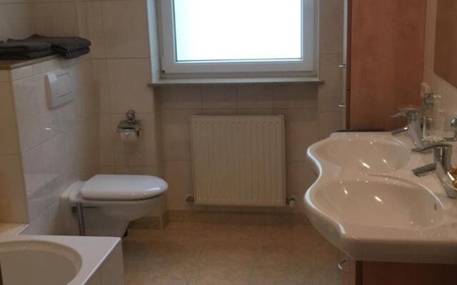 Sweet Cherry Boutique & Guesthouse Tyrol