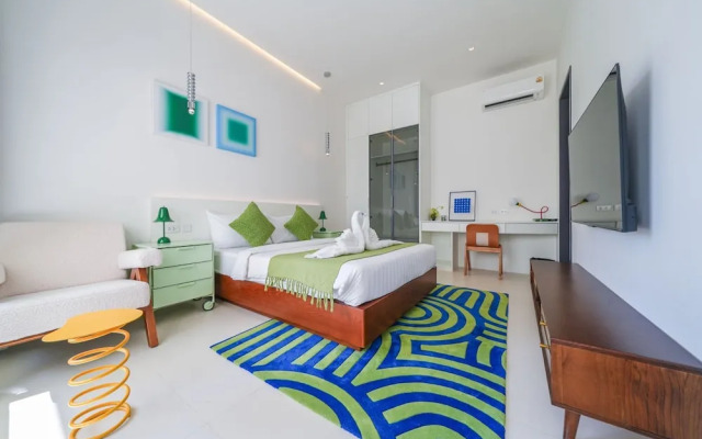 Pool villa with slide karaoke kitchen