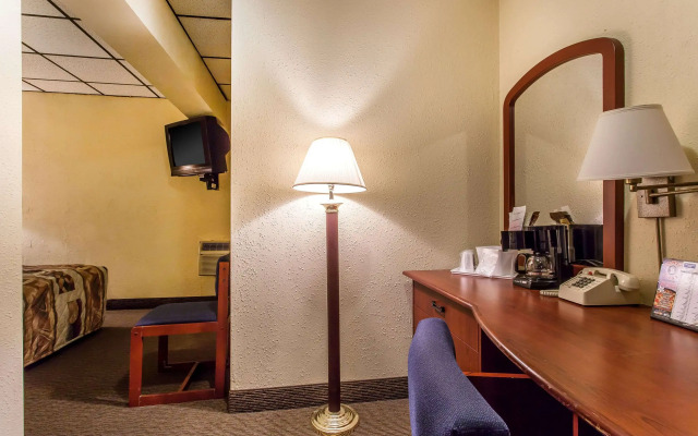 Rodeway Inn Sandusky North