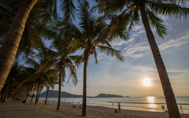 Magnific Patong