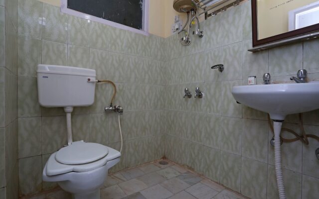 OYO 13762 Home Peaceful 2BHK Kasumpti