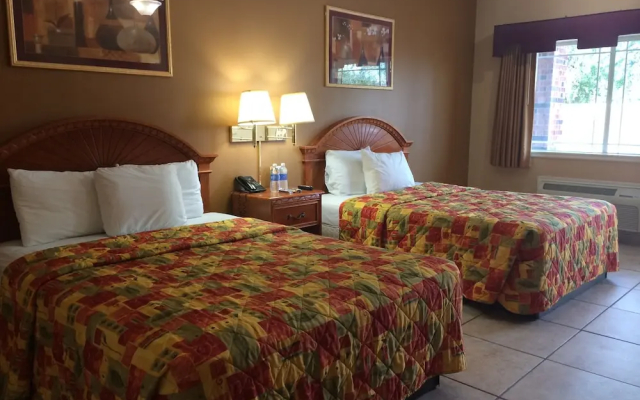 La Posada Inn
