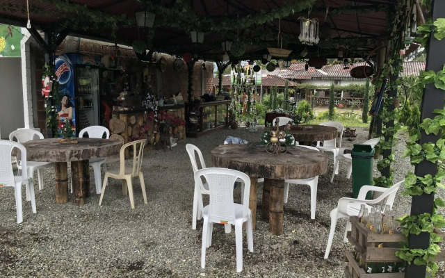 Finca Hotel La Rivera