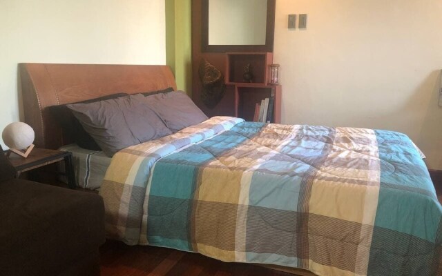 Honeymoon Suite