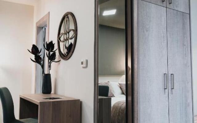 Noelle Mountain Suites