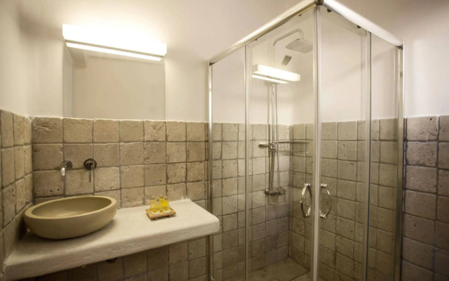 Amaze Suites