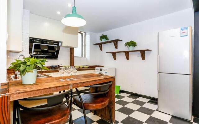 GoNative Downtown Apartment Tianzifang
