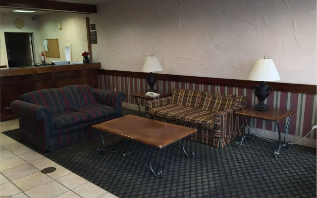 Magnuson Hotel Columbia