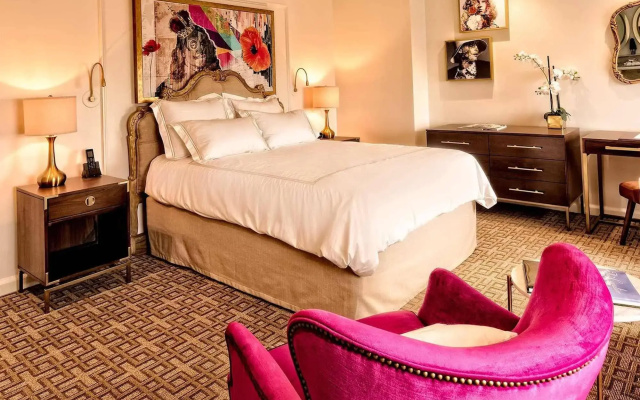 The Historic Cavalier Hotel and Beach Club, Autograph Collection