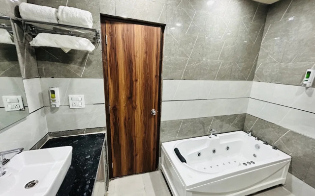 Shree Jee Hotel