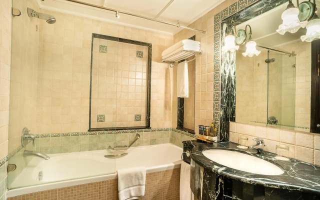 Novotel Bahrain Al Dana Resort