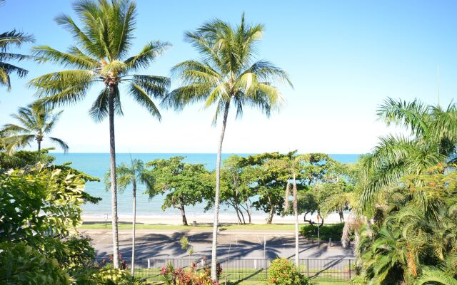 Roydon Beachfront Apartments