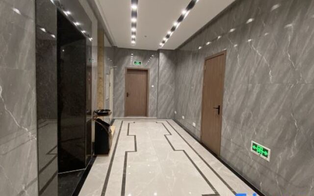 Yangchun Haiyue Bay Business Hotel