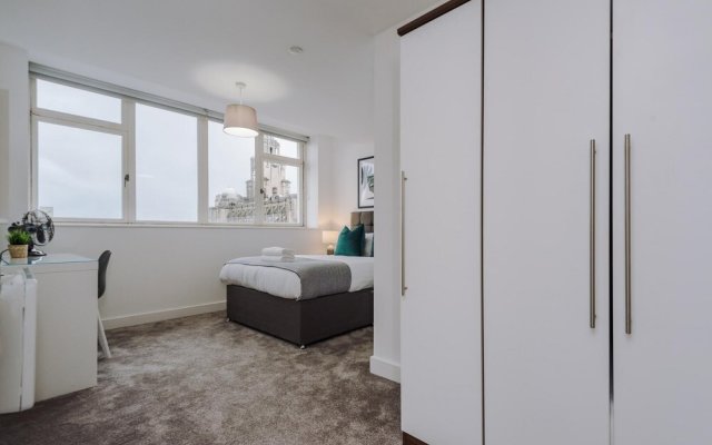 Penthouse Apartment With Stunning Views - Central Liverpool
