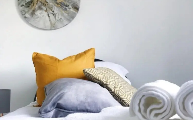 Townhouse Serviced Apartment