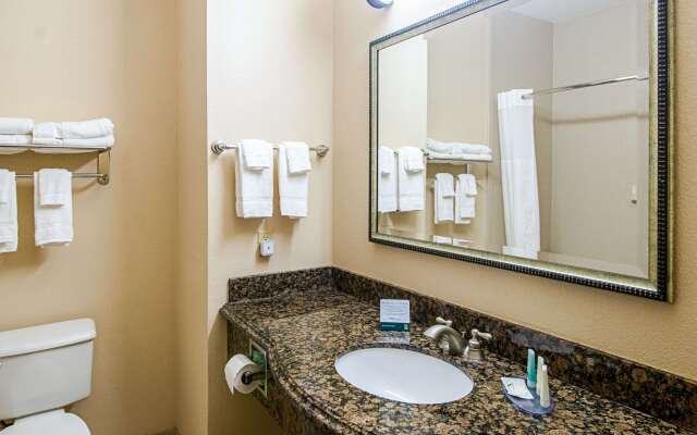 Quality Inn & Suites