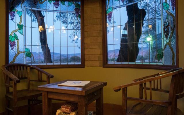 La Casa De La Bodega - Wine Boutique Hotel