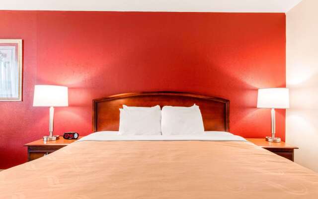 Quality Inn Pelham I-65 exit 246