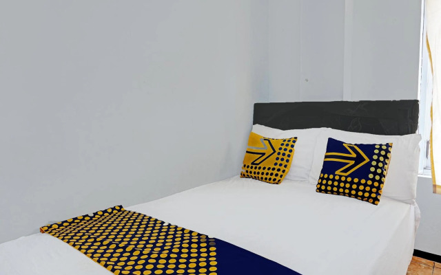 SPOT ON 1711 Serayu Sumbersari Residence