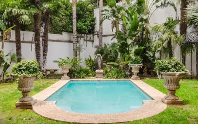 Mont d'Or Sandton Villas