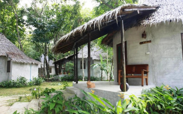 The Tropical Beach Resort