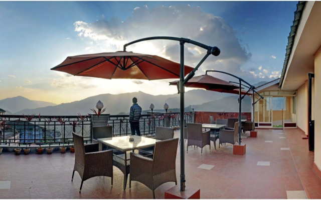 Summit Golden Crescent Resort & Spa