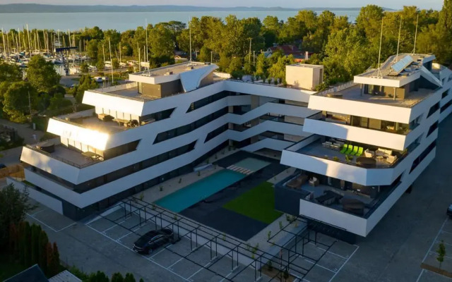 Marina Apartman