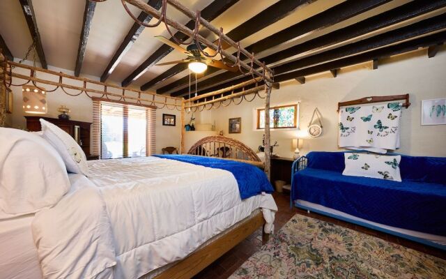 Loba Luna Bed & Breakfast