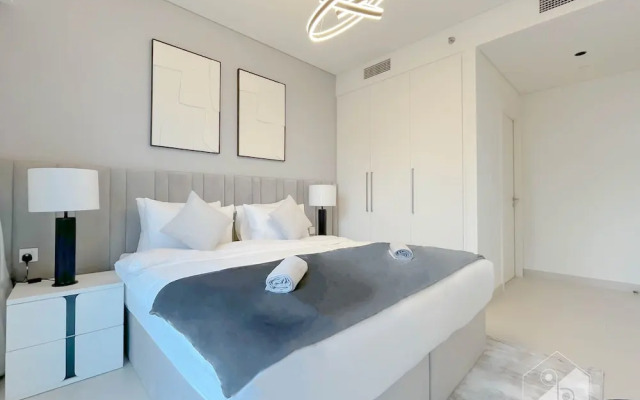 Burj Crown Luxury 2bedroom Balcony & View