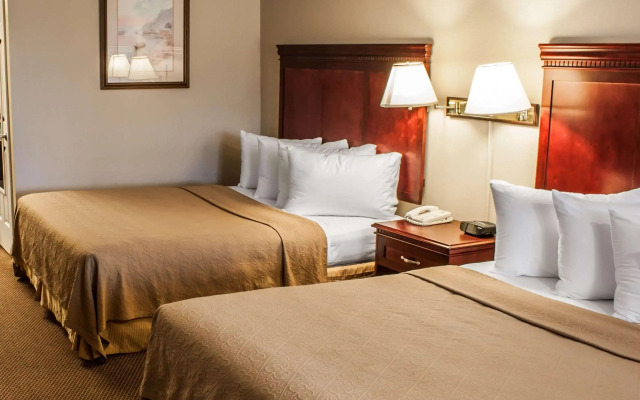 Quality Inn & Suites Fife Seattle