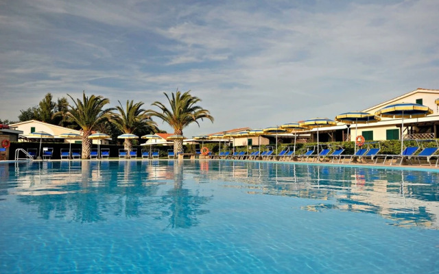 La Cecinella Apartments